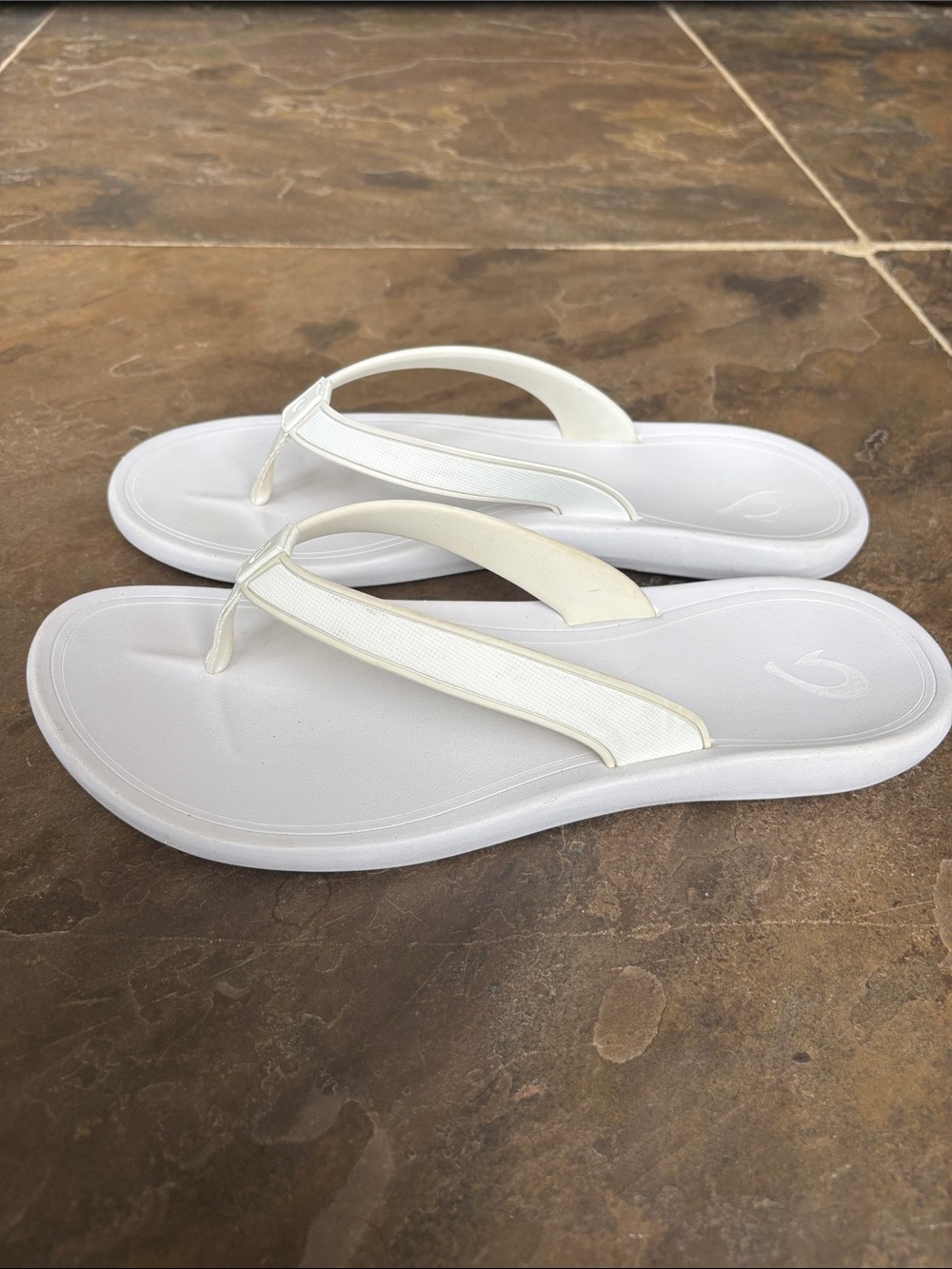 Olukai Kapehe Beach Sandal - Picture 6 of 12
